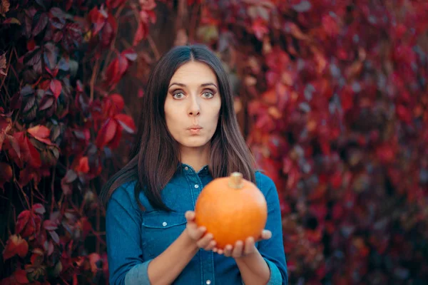 Cheerful Woman Autumn Leaves Decor Holding Pumpkin — Stock Photo, Image