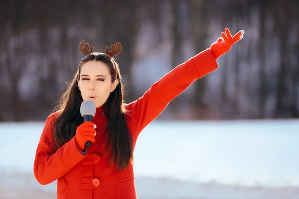 Christmas Girl Singing Carols Outdoors Wintertime — Stock Photo, Image