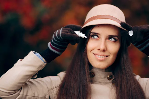 Allergic Woman Using Eye Drops Autumn Season — Stock Photo, Image