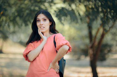 Şaşırmış ve Düşünen Bir Kadının Portresi
