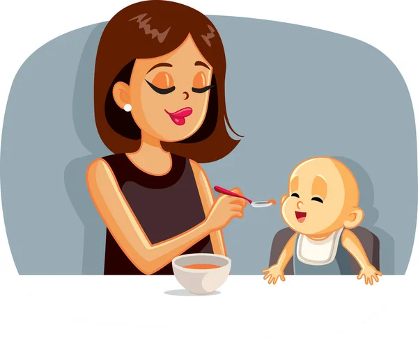 Madre Feliz Alimentando Bebé Con Una Cuchara — Vector de stock