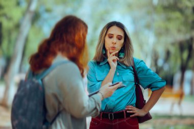 Bir sokak röportajına ne cevap vereceğimi düşünüyorum.