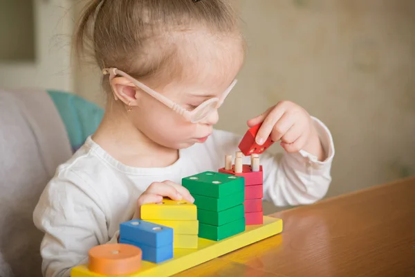 Krásná Dívka Downovým Syndromem — Stock fotografie