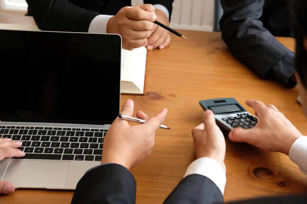 Consejero Negocios Discutiendo Ideas Inversor Profesional Tiene Una Reunión Hombre — Foto de Stock