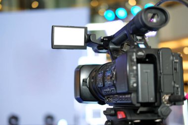 profesyonel video üretim kamera sahne alanı'nda canlı olay kaydı. seminer konferans yayını televizyon sosyal medya.