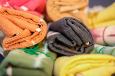 renkli kravat boya kumaş çanta eşarp. Satılık el yapımı el sanatları