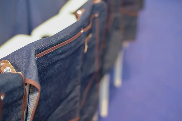 Blue Jeans Denim Brown Leather Apron — Stock Photo, Image