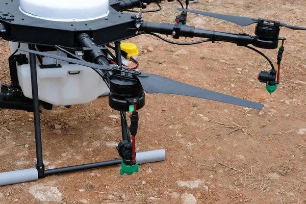 Drone Agrícola Para Pulverização Fertilizante Líquido Herbicida Terras Agrícolas — Fotografia de Stock