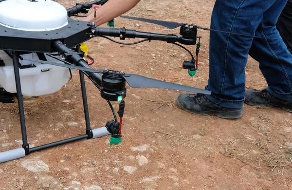 Drone Agricole Pour Pulvériser Engrais Liquide Herbicide Dans Les Terres — Photo
