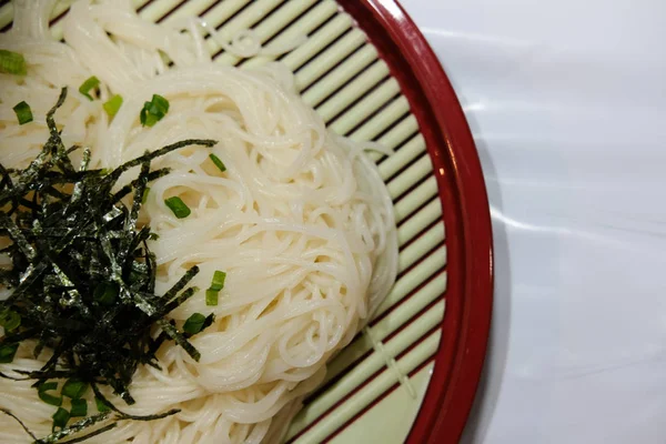 クールなそうめん チルド麺 日本の食べ物 — ストック写真