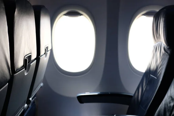 Uçak Pencerenin Kabin Içinde Uçak Lombar Açılış — Stok fotoğraf