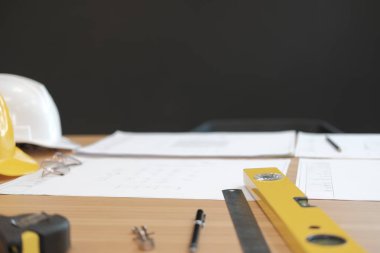 gayrimenkul projesi mimar mühendis işyerinde ev planı. İnşaat ve yapı kavramı