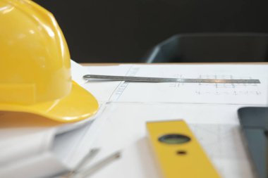 gayrimenkul projesi mimar mühendis işyerinde ev planı. Yapı ve inşaat kavramı