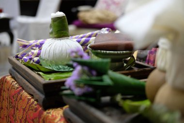 bitkisel top kurutulmuş ot. spa masaj sıkıştırmak