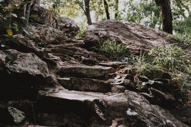 büyük kanyon kaya oluşumu. yığılmış taş manzara görünümü