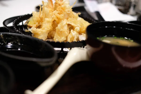 Tempura camarão frito camarão comida japonesa — Fotografia de Stock