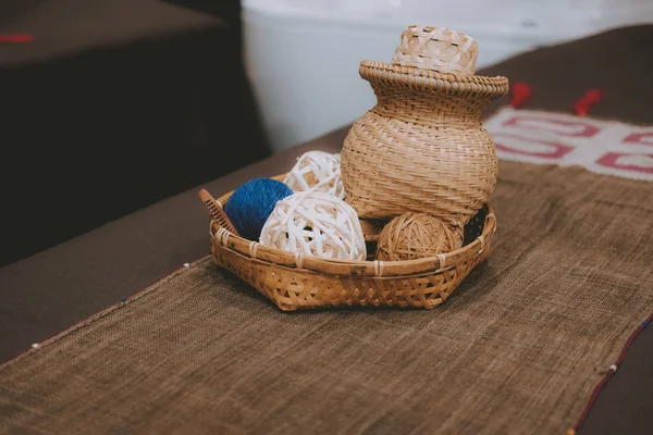 Spa sağlıklı yaşam merkezinde masaj yatağı