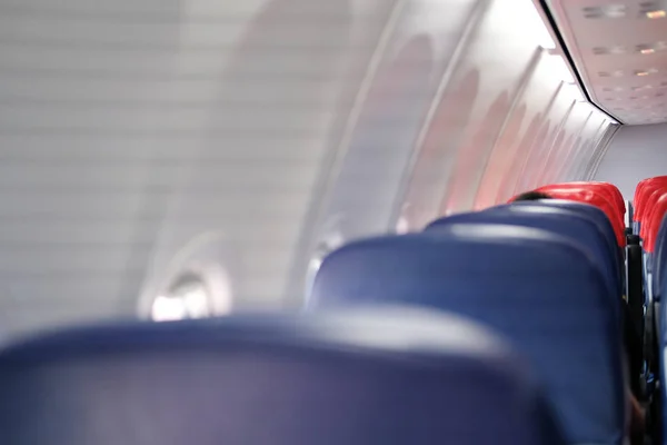 Asiento vacío del pasajero dentro del avión. silla en avión — Foto de Stock