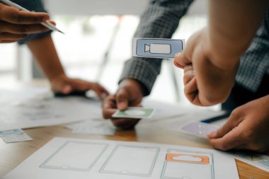 kullanıcı deneyimi Ux tasarımcı akıllı telefon düzeni web tasarımı.