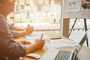 kullanıcı deneyimi Ux tasarımcı akıllı telefon düzeni web tasarımı.