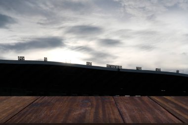 spor stadyum arena siluet ve güneş ışığı