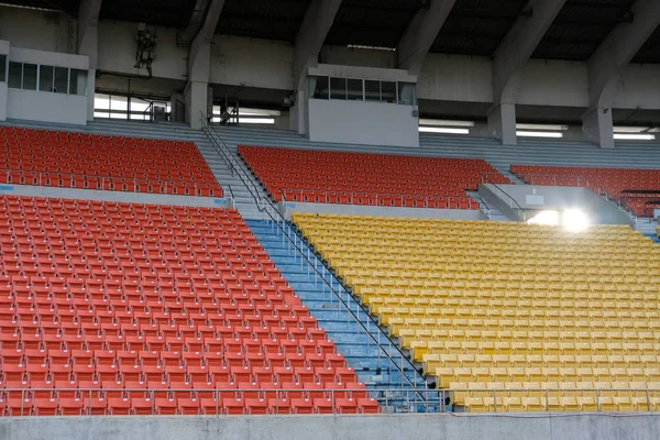 Asiento de la silla en estadio deportivo arena —  Fotos de Stock