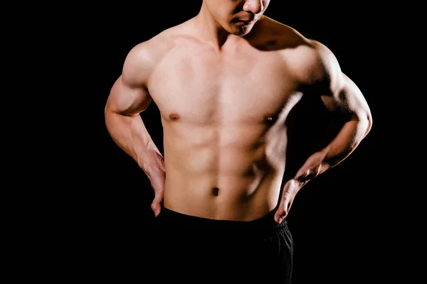 Atletyczny kulturysta mięśni człowiek z nagim tułowia sześciopak abs. — Zdjęcie stockowe