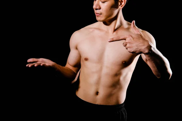 アスレチック筋肉ボディビルダー男とともに裸の胴6パックABS — ストック写真