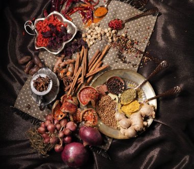 baharat otlar çeşni baharat. gıda madde mutfağı