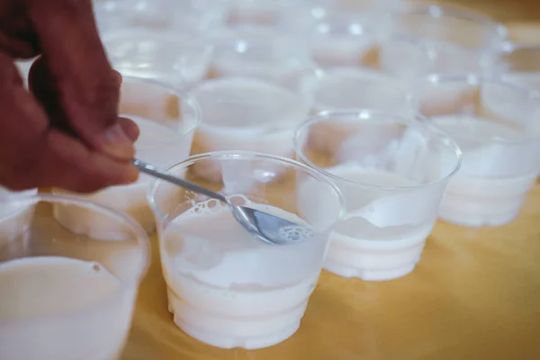 Pudding Lait Soja Dans Une Tasse Plastique Dessert Végétalien Pour — Photo