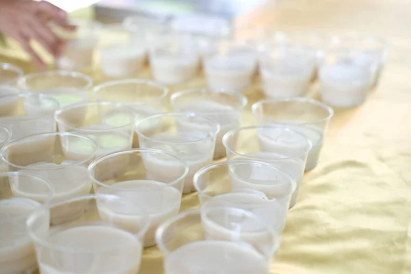 Pudding Lait Soja Dans Une Tasse Plastique Dessert Végétalien Pour — Photo