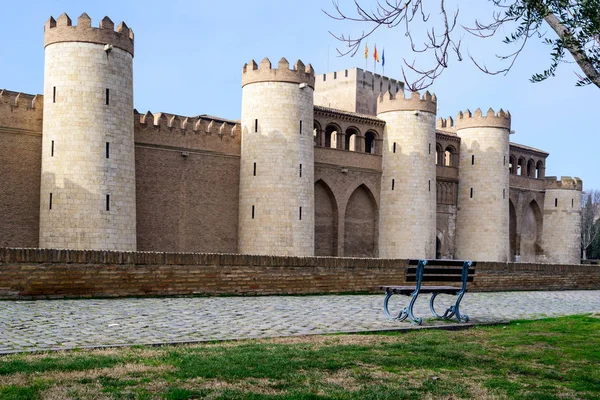 Παλάτι aljaferia στην Σαραγόσα, Ισπανία — Φωτογραφία Αρχείου