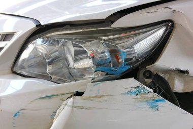 dikkatsiz tarafından sürücü insanlar, yolda bir asidik gerekir