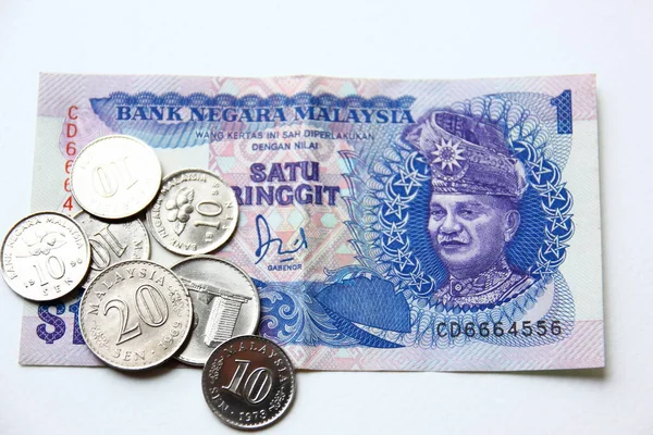 Malesia Monete Con Satu Ringgit Isolato Baclground Bianco — Foto Stock