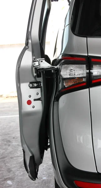 car sliding door