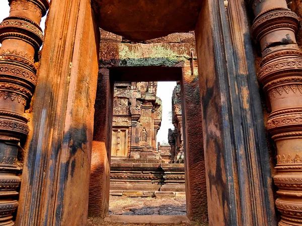 Banteay Srei Siem Reap Kalesi, Kamboçya en güzel biridir