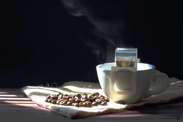 Hot Coffee Drip Isolate Black Background — Stock Photo, Image