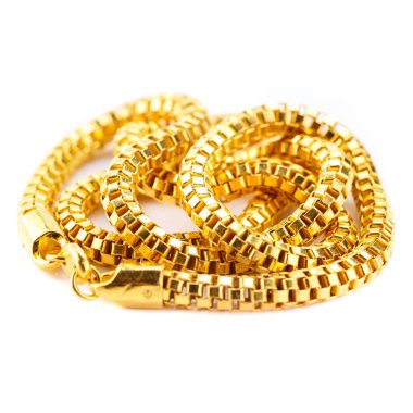 Beyaz arka planda saf katı altın zincir kolye bilezik (24k altın izole)