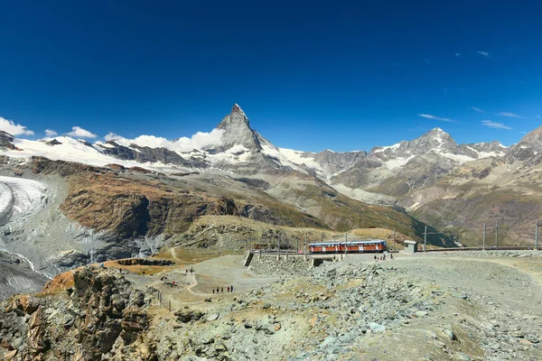 Ζερμάτ Θέα Στο Matterhorn Αλπικό Σιδηροδρόμων Βαλέ Ελβετία — Φωτογραφία Αρχείου