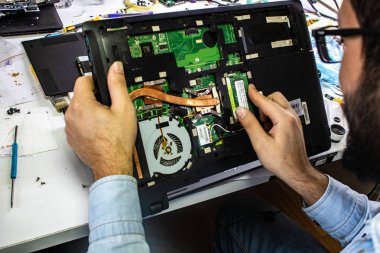 laptop tamir bakım anakart yonga