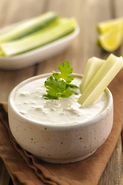 Blue Cheese Sauce Portion Fresh Vegetables Lime Green Parsley Wooden — Stock Photo, Image