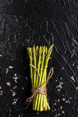 taze yeşil kuşkonmaz. 