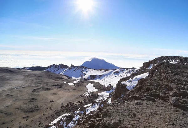 Vue Panoramique Hautes Montagnes Couvertes Neige Blanche — Photo