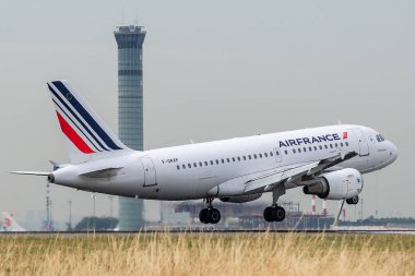 Airbus A319-111 iniş air france tarafından işletilen