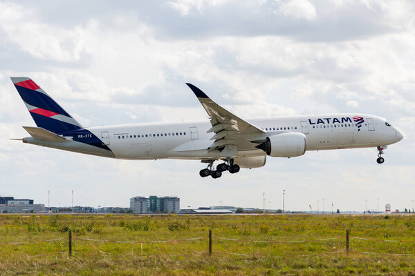 Airbus A350-941 operated by LATAM Brasil on landing