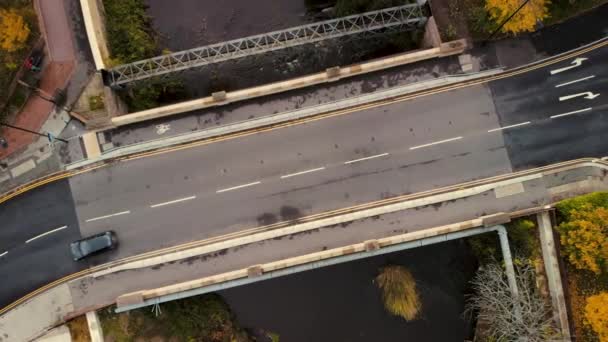 Повітряні кадри мосту через річку Дон-Ук — стокове відео