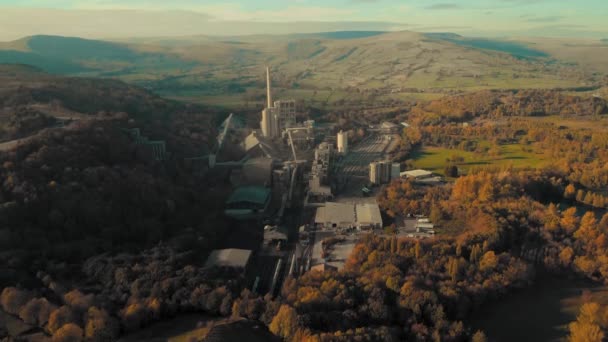 Zdjęcia lotnicze z Breedon nadzieja cement Works — Wideo stockowe