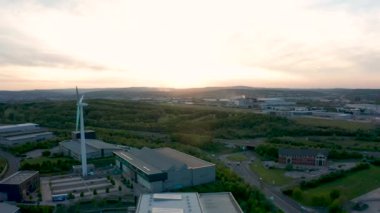 Sheffield, İngiltere - 15 Mayıs 2019: Sheffield Universitys Amrc havadan görüntüleri - İleri Üretim Araştırma Merkezi - Near Waverley - South Yorkshire, Uk - Sunset sırasında