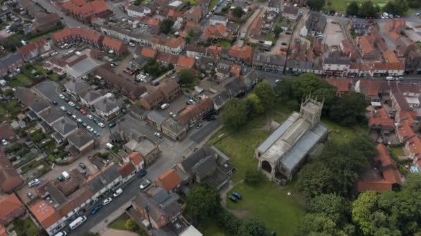 Vista aérea de la Iglesia de Hornsea y el centro de la ciudad. East Yorkshire, Reino Unido . — Vídeo de stock