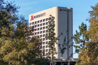 La, Usa - 1 Kasım 2018: Jw Marriott Hotel Warner Center Woodland Hills, Los Angeles, Amerika